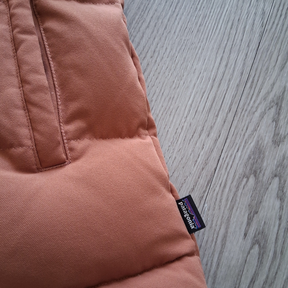 Patagonia Women's Bivy Hooded Down Vest In Sisu Brown - Picture 4 of 16